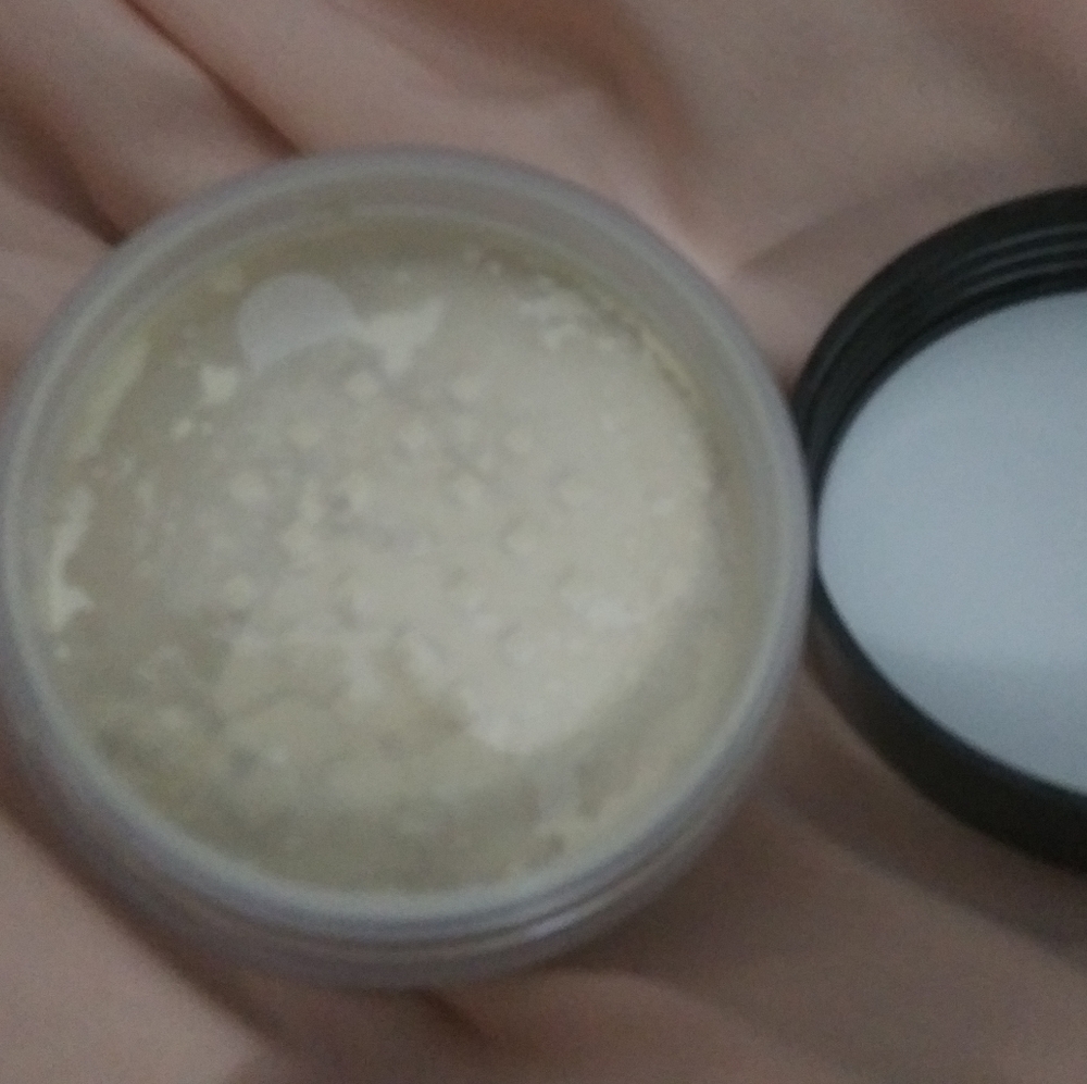 LauraMercier+Puff Setting Power - Picture 7 of 10